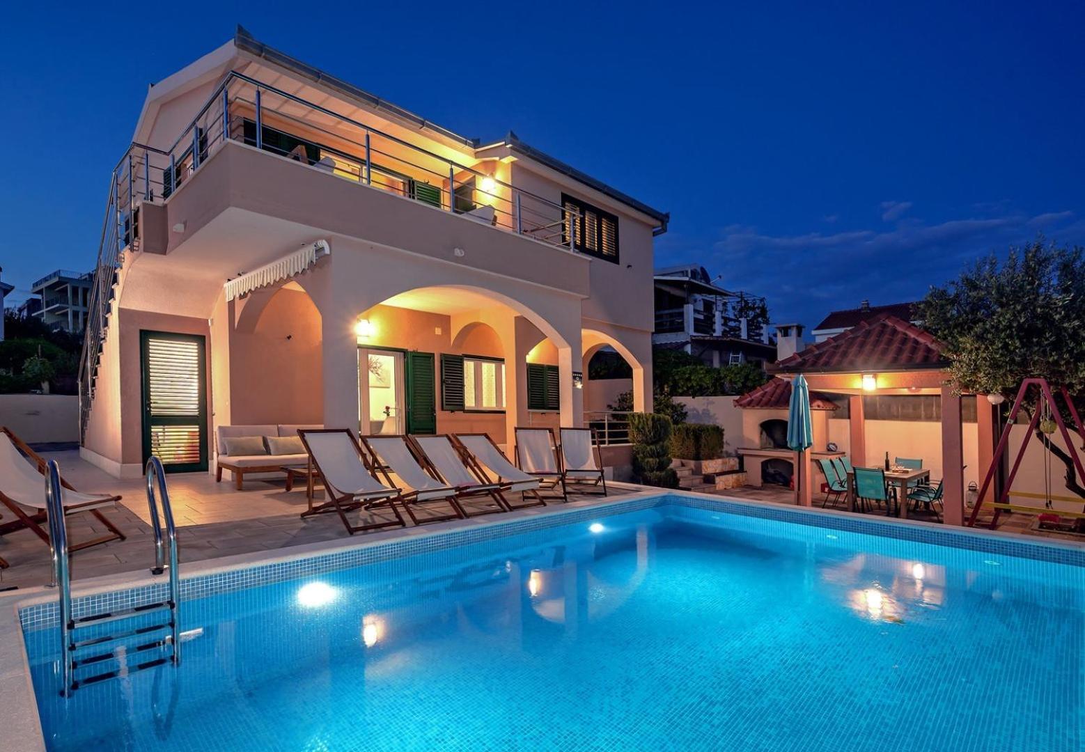 Sea Flower Beachfront Villa セヴィド エクステリア 写真